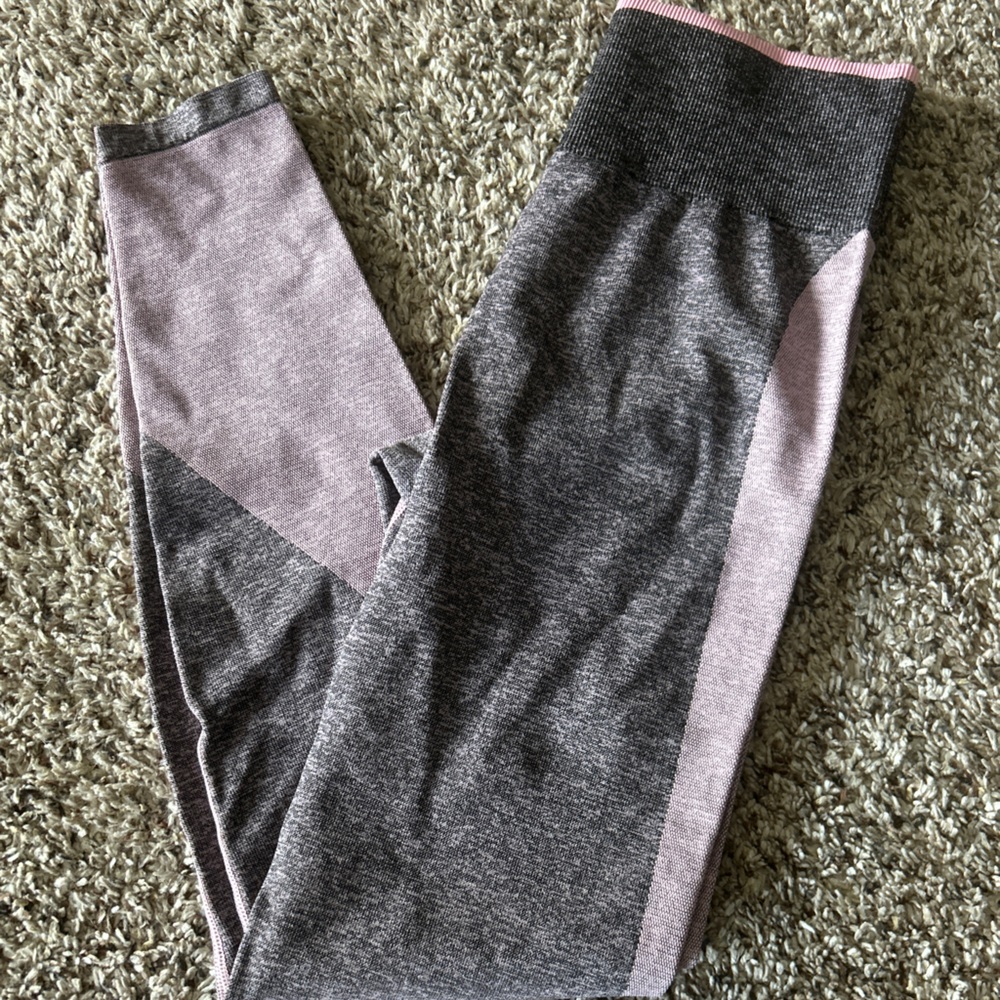 PINK Victoria's Secret Leggings